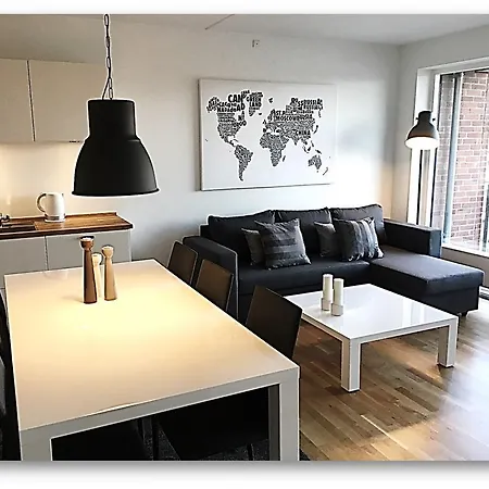 Three-bedroom In - Teglholmsgade 52 *